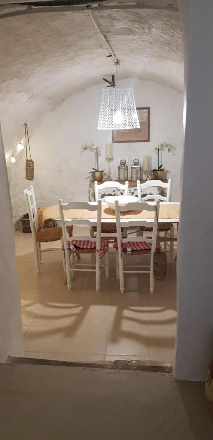 Jolie Maison De Ville La Petite Magnanerie Ла-Рок-д'Антерон Экстерьер фото